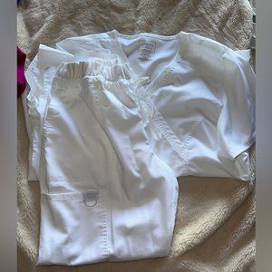 White scrub set L